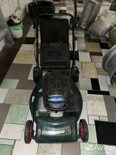 Газонокосилка бензиновая Yard-man