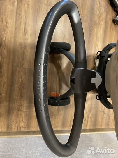 Коляска стокке stokke