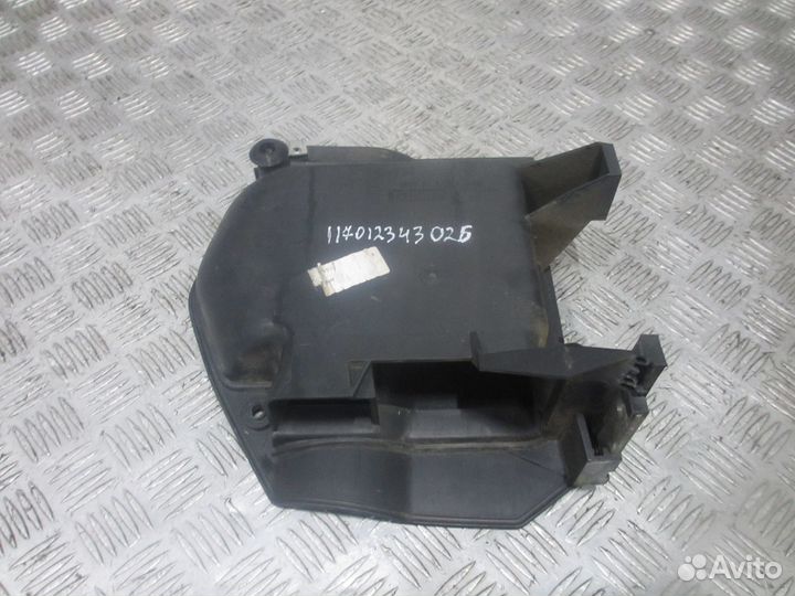 Накладка торпедо (боковая левая) MAN 81617010156