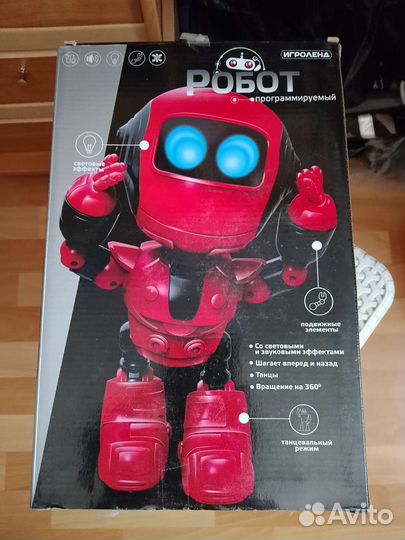 Игрушка робот