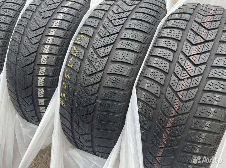 Pirelli Winter Sottozero 3 205/40 R18