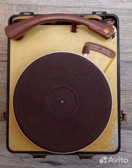 Проигрыватель эльфа СССР