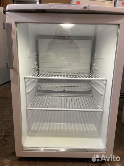 Холодильник для напитков маленький