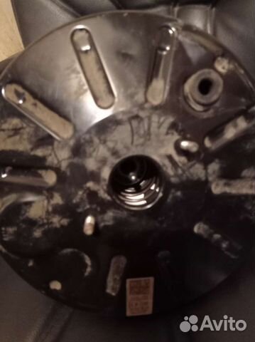 Вакумник усилитель тормоза