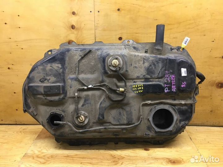 Бензобак Mitsubishi Airtrek CU4W 4G64 2001