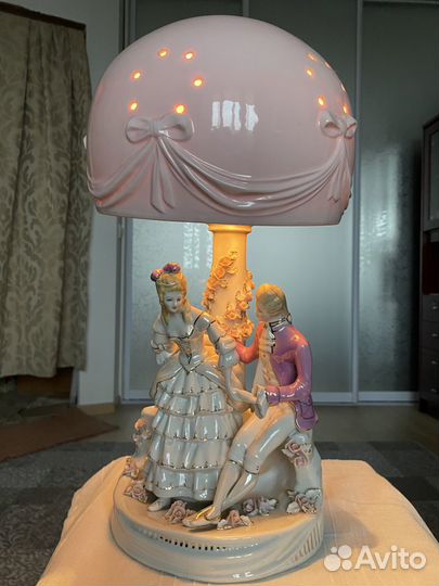 Старинная лампа