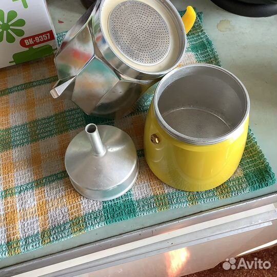 Кофеварка гейзерная bekker