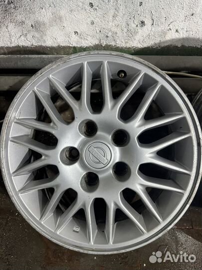 Литые диски R15 / 5x114.3/ nissan