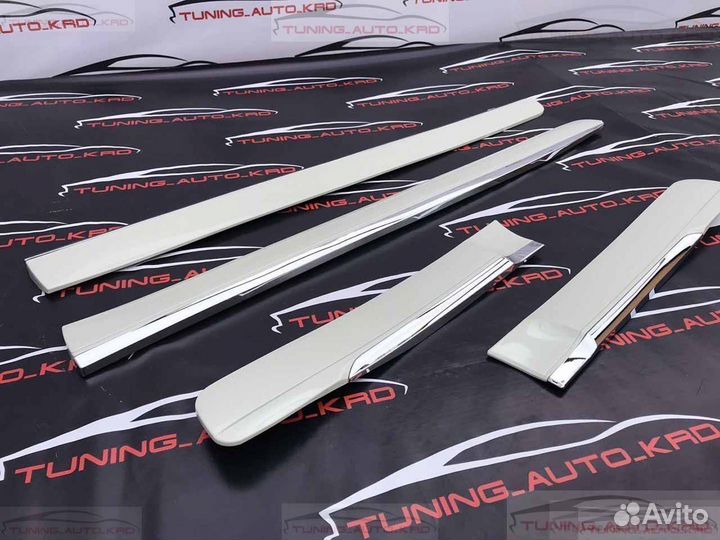 Молдинги дверей Toyota Land Cruiser Prado 150 Y932