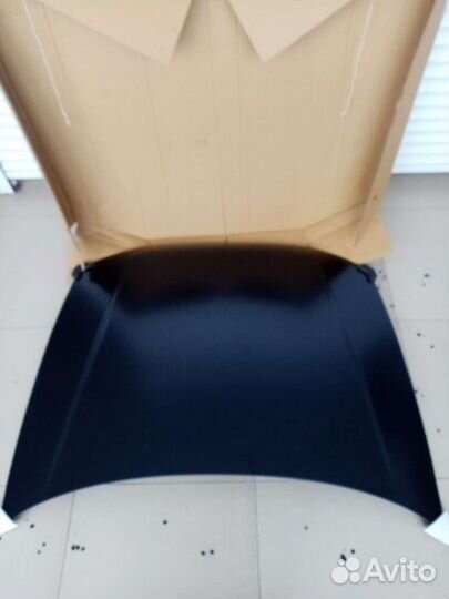 Капот на Хундай акцент Hyundai accent