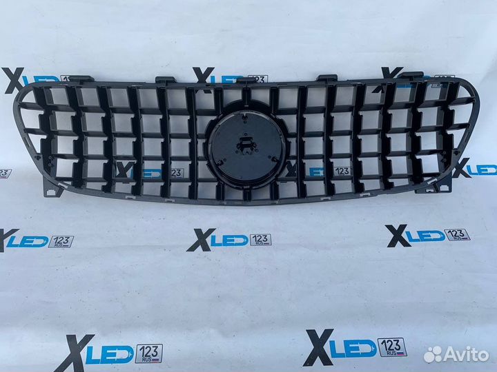 Решетка радиатора Mercedes W156 GT chrome AMG