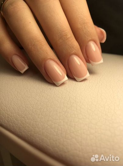 Маникюр, наращивание ногтей, гель-лак
