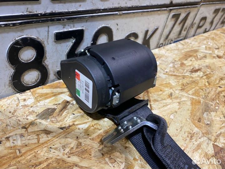 Ремень безопасности задний Audi A5 купе 2.0 2010