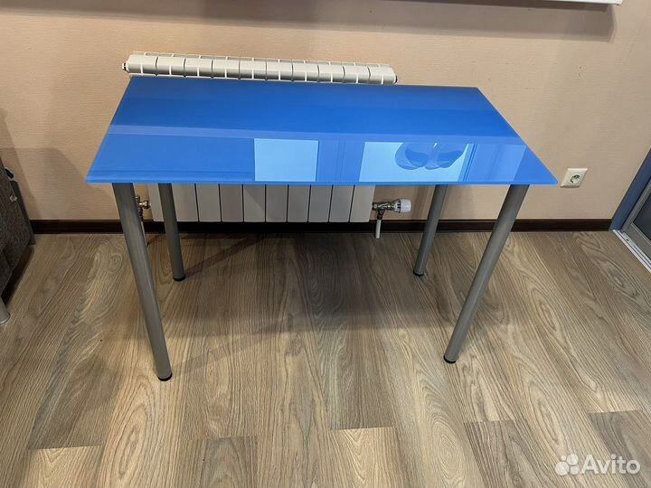 Письменный стол