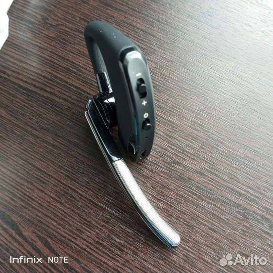 Bluetooth гарнитура новая