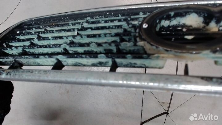 Решетка радиатора Audi 80 (B4), 1993