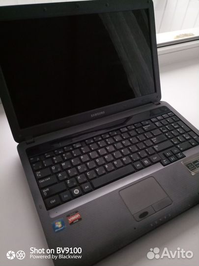 Samsung r 525