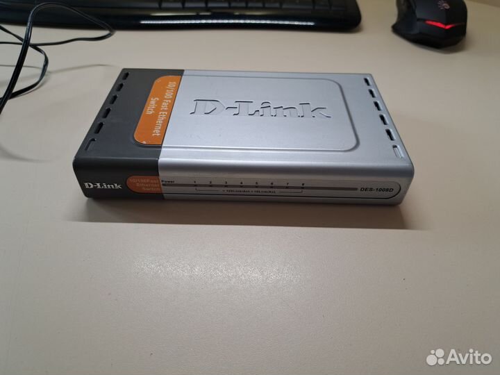 D-Link DES-1008D 10/100 Fast Ethernet Switch