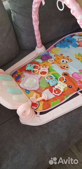 Развивающий коврик