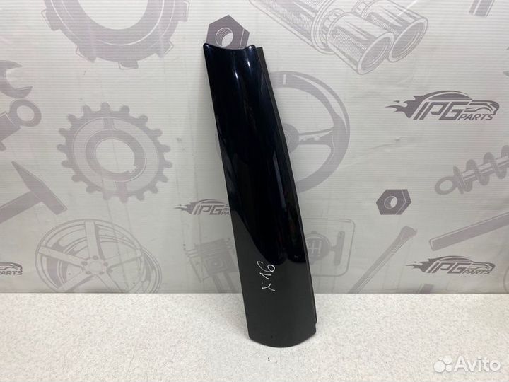 Накладка задней стойки левая Mercedes-Benz Ml W163