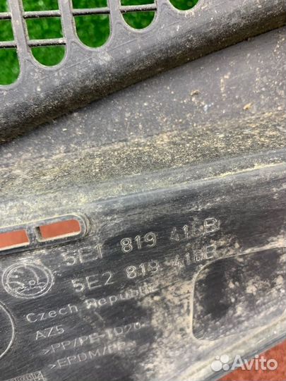 Обивка жабо правая Skoda Octavia A7 1.6 2019