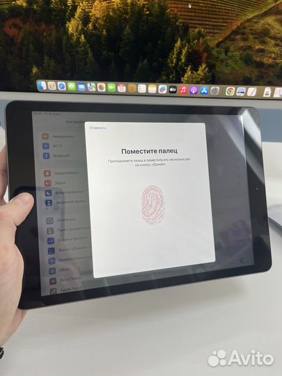 iPad 7 32gb space gray