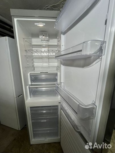 Холодильник whirlpool no frost