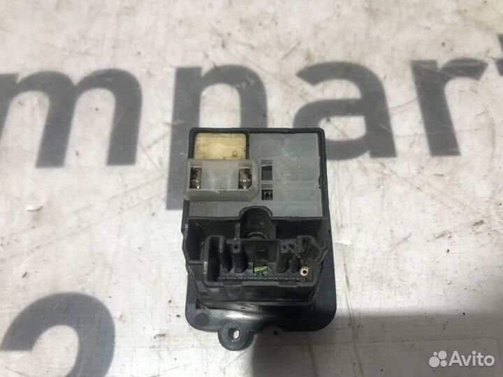 Блок управления зеркалами Toyota Lexus