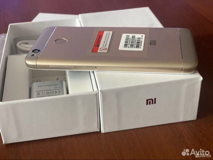 Xiaomi Redmi 4X, 4/64 ГБ