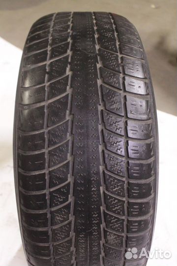 Triangle Snow-LL01 215/60 R17