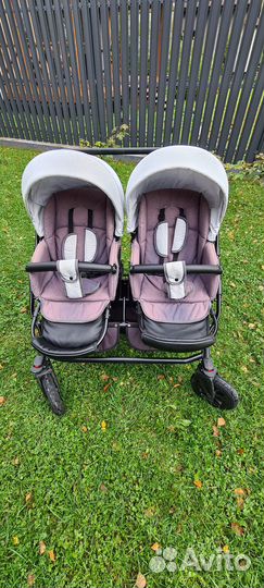 Коляска для двойни