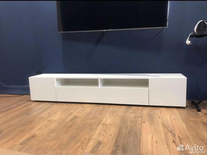 Тумба белая