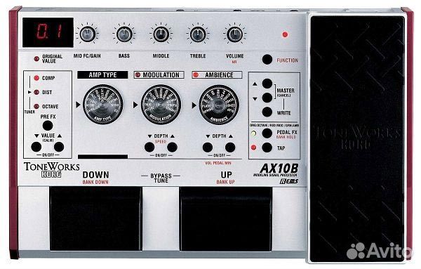 Продаю басовый процессор Korg AX10B