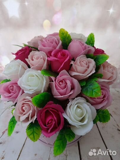 Букет из 19 мыльных роз на 8 марта