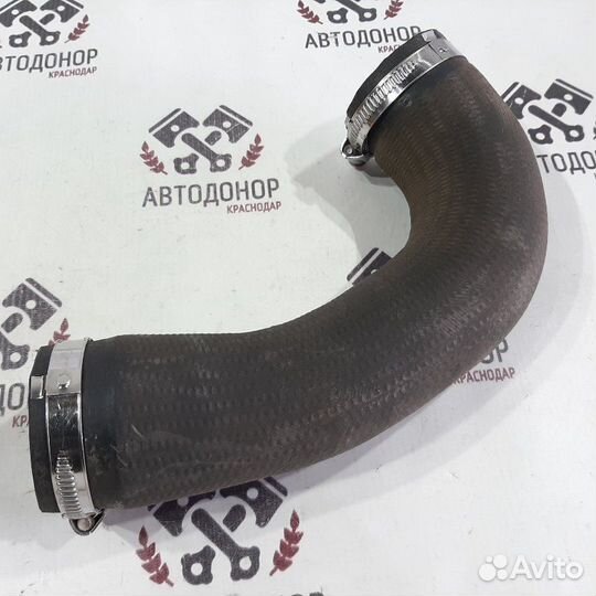 Патрубок интеркулера левый Audi Q5 8R cmga 2011