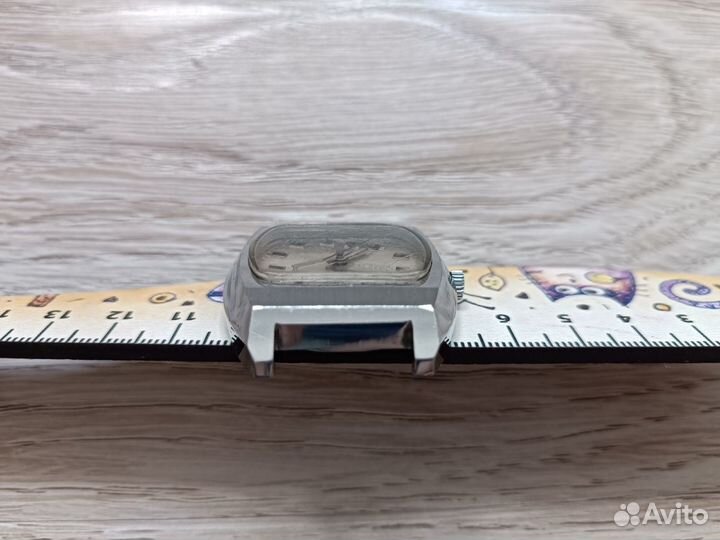 Часы Ракета 50 лет Киргизской Сср