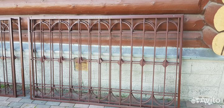 Кованые решетки на окна