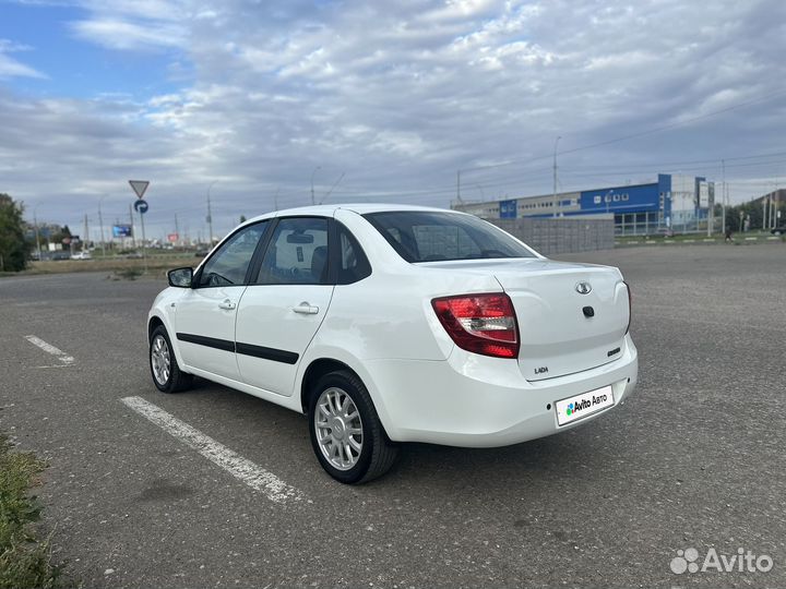 LADA Granta 1.6 AT, 2013, 112 022 км