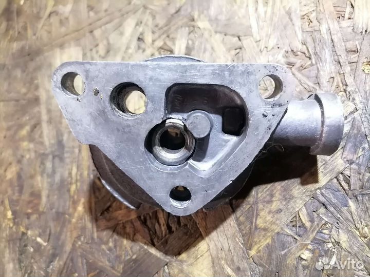 Переходник масляного фильтра Москвич под Ваз