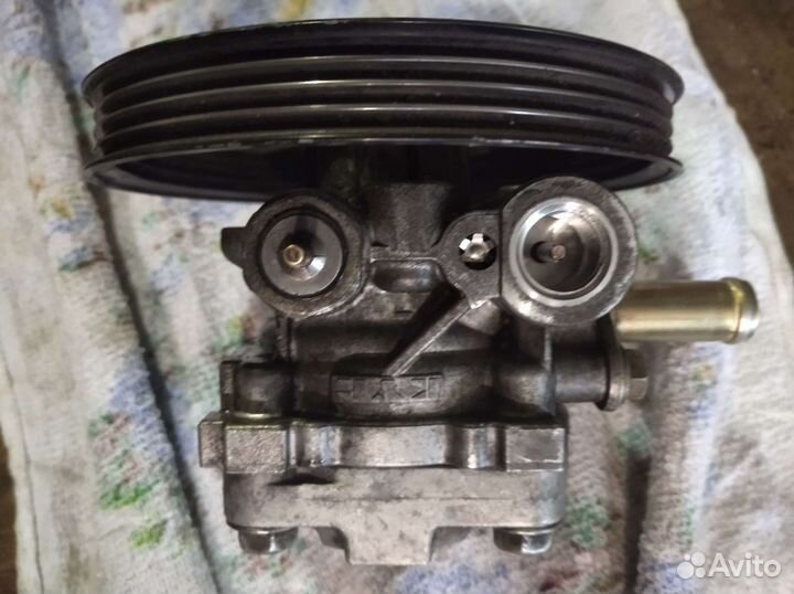 Продаю насос Гура от chevrolet tracker 2001г об 2