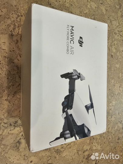 Квадрокоптер dji air fly more combo