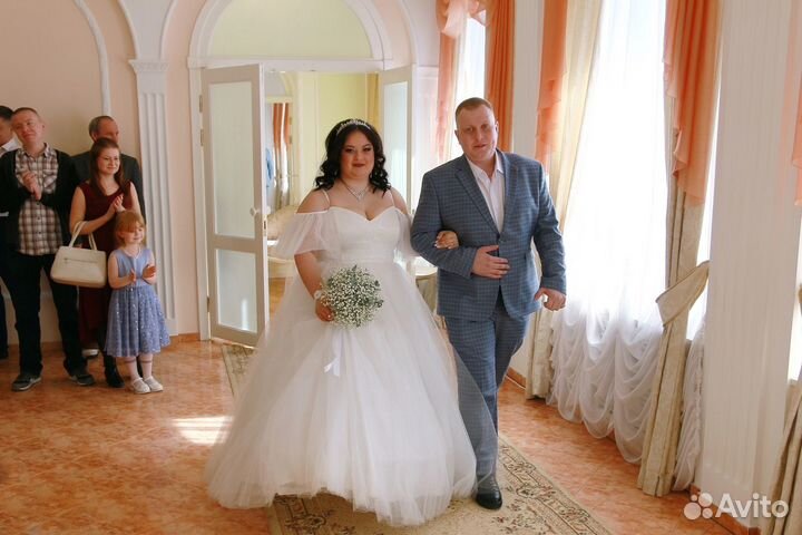 Свадебное платье