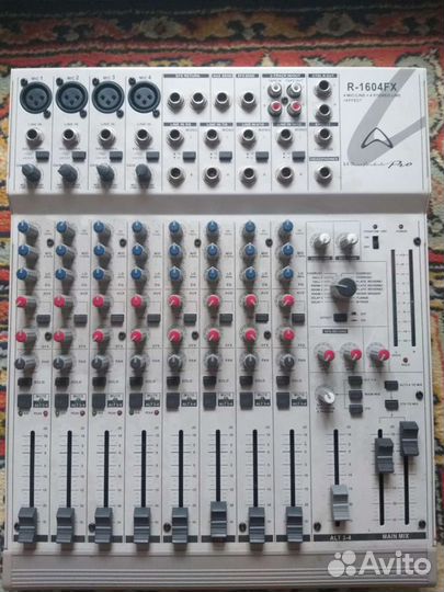 Микшерный пульт Wharfedale Pro R-1604 FX