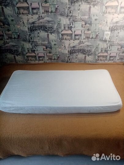 Матрас для детской кроватки +наматрасник