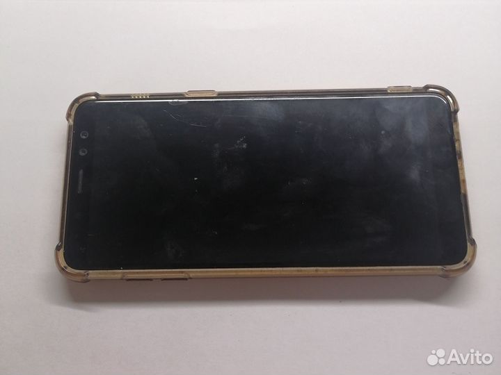 Samsung Galaxy A8 (2018), 4/32 ГБ