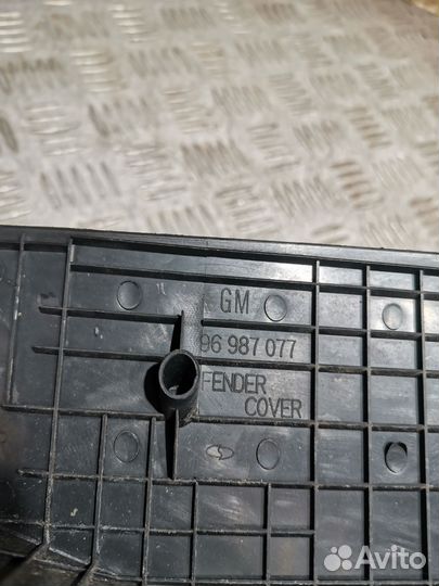 Накладка крыла передняя левая Chevrolet Cruze