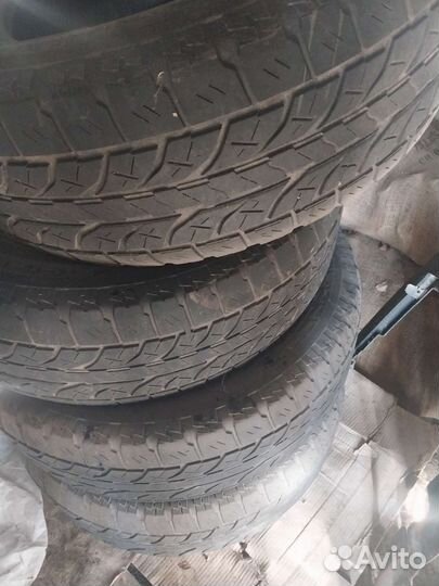 Yokohama Geolandar A/T G015 275/65 R17