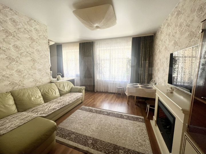 3-к. квартира, 116 м², 2/6 эт.