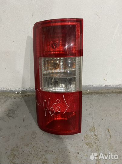 Задние фонари