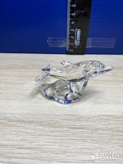 Фигурка Сваровски (Swarovski) дельфиненок